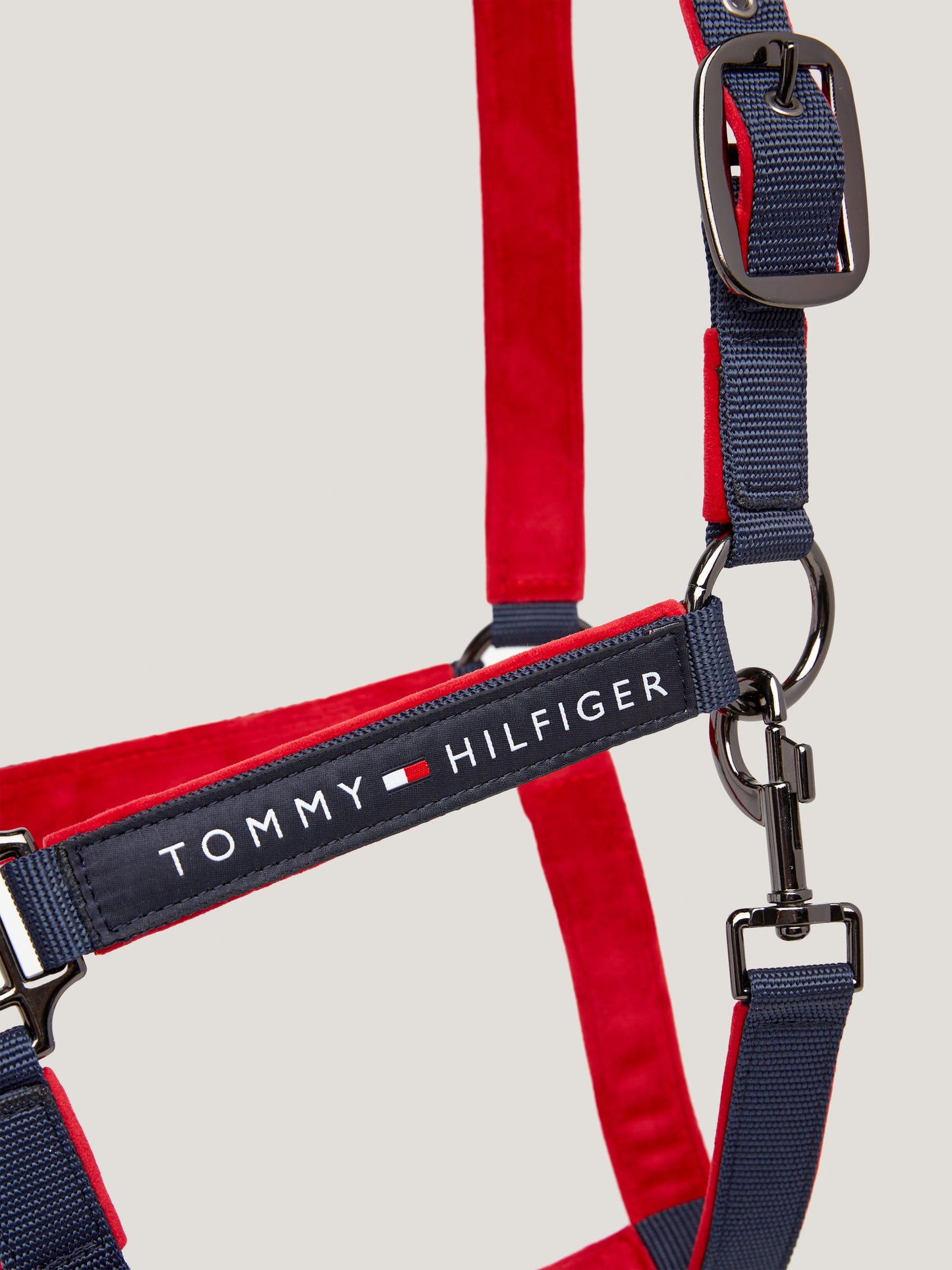 Capezza Global Tommy Hilfiger